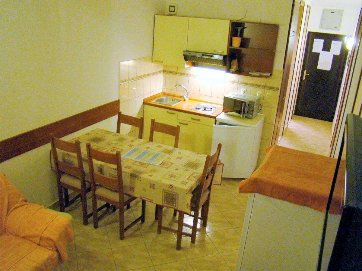 Apartments Lavica Podstrana Eksteriør billede